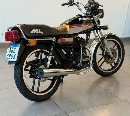 imagem-https://www.socarrao.com.br/sc-vehicle-images-prod/3999670/1790014391368-8493278_3_B_52be1e92ee.jpeg