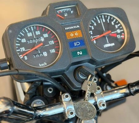 imagem-https://www.socarrao.com.br/sc-vehicle-images-prod/3999670/1790014391372-8493278_15_B_3eb25a093d.jpeg