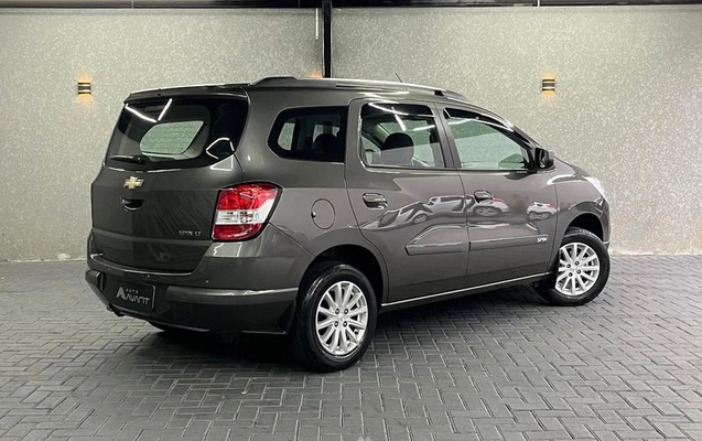 imagem-https://www.socarrao.com.br/sc-vehicle-images-prod/3999702/1790006944153-8447723_3_B_64069879e8.jpeg