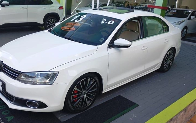 imagem-https://www.socarrao.com.br/sc-vehicle-images-prod/4000005/1790007706205-8450247_7_B_e7634e2b5d.jpeg