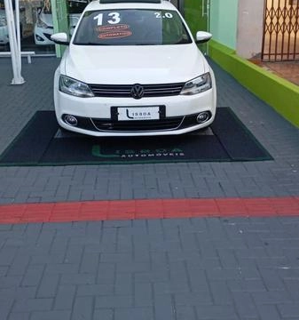 Volkswagen Jetta 2013 Branco — foto 1 de 3