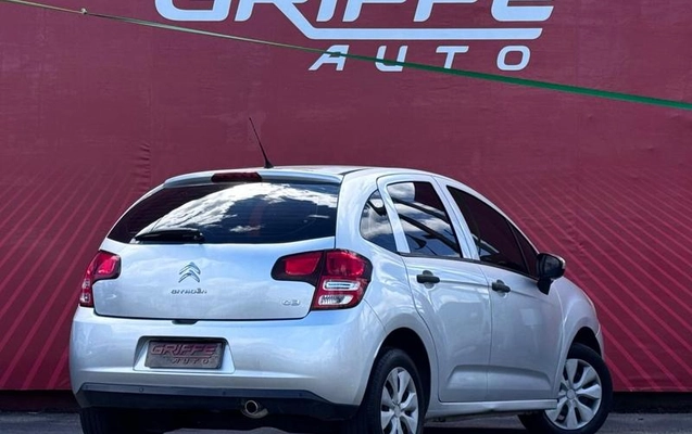 imagem-https://www.socarrao.com.br/sc-vehicle-images-prod/4000081/1790007956511-8470735_3_B_7eae65e979.jpeg
