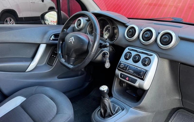 imagem-https://www.socarrao.com.br/sc-vehicle-images-prod/4000081/1790007956515-8470735_6_B_49a224ed16.jpeg
