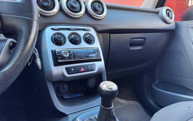 imagem-https://www.socarrao.com.br/sc-vehicle-images-prod/4000081/1790007956519-8470735_9_B_2a8fc07602.jpeg