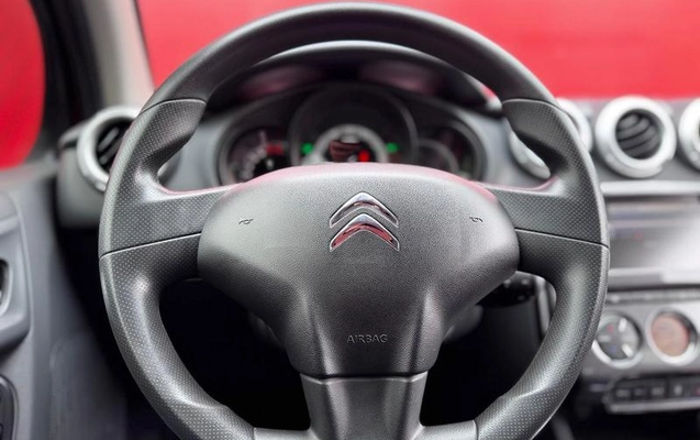 imagem-https://www.socarrao.com.br/sc-vehicle-images-prod/4000082/1790007957590-8482440_5_B_999016c664.jpeg