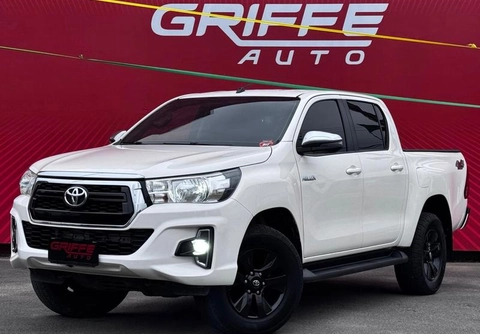 Toyota Hilux 2018 Branco — foto 1 de 3