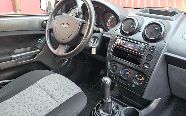 imagem-https://www.socarrao.com.br/sc-vehicle-images-prod/4000087/1790177811160-8487681_6_B_22fc6ba0f3.jpeg