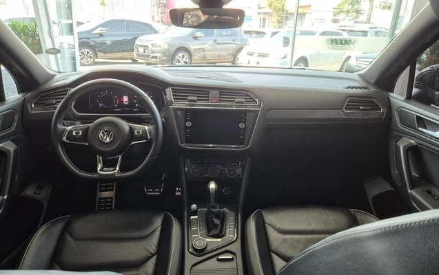 imagem-https://www.socarrao.com.br/sc-vehicle-images-prod/4000122/1790008681206-8490776_10_B_43f7839eb3.jpeg