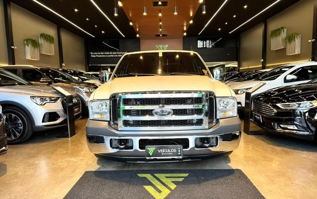 imagem-https://www.socarrao.com.br/sc-vehicle-images-prod/4000212/1790008288531-7742022_11_B_6abd7a9383.jpeg