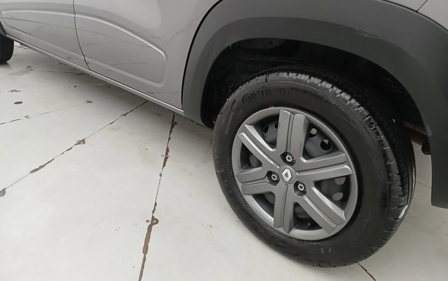 imagem-https://www.socarrao.com.br/sc-vehicle-images-prod/4000220/1790008303977-1_121209.jpg