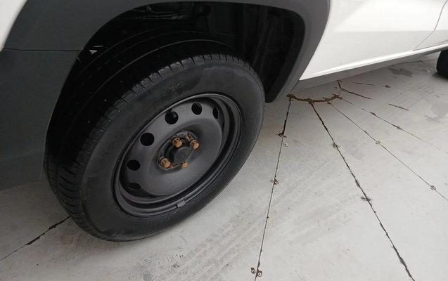 imagem-https://www.socarrao.com.br/sc-vehicle-images-prod/4000241/1790008347675-1_084348.jpg