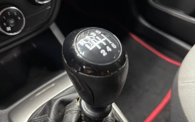 imagem-https://www.socarrao.com.br/sc-vehicle-images-prod/4000255/1790008377413-yL4Z6NRibPBA5gAmvHClt6FNnhsp0FMx.jpg