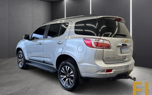 imagem-https://www.socarrao.com.br/sc-vehicle-images-prod/4000258/1790027454163-8489990_16_B_e7aede75ae.jpeg