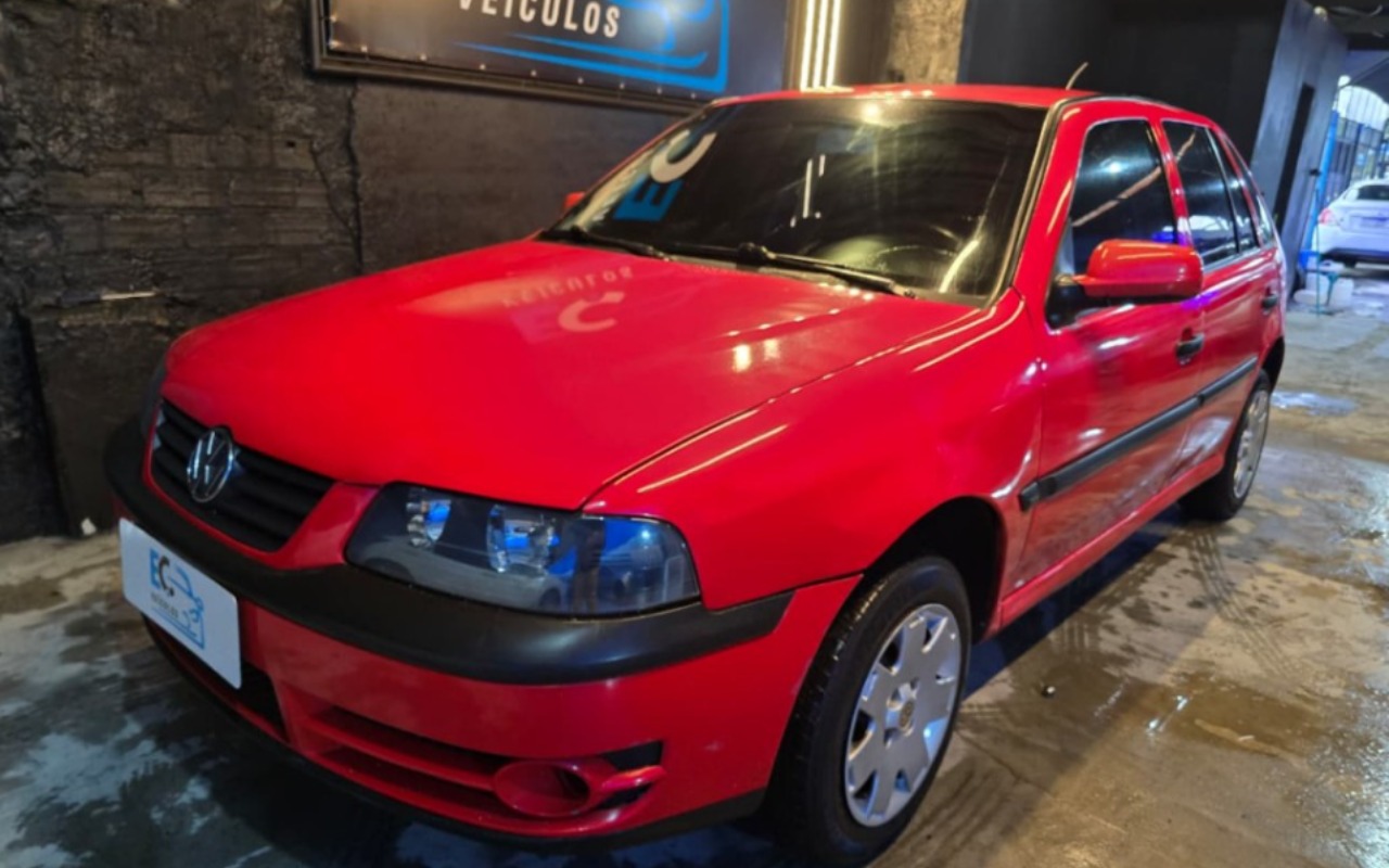 Volkswagen Gol 2004 Vermelho — foto 1 de 3