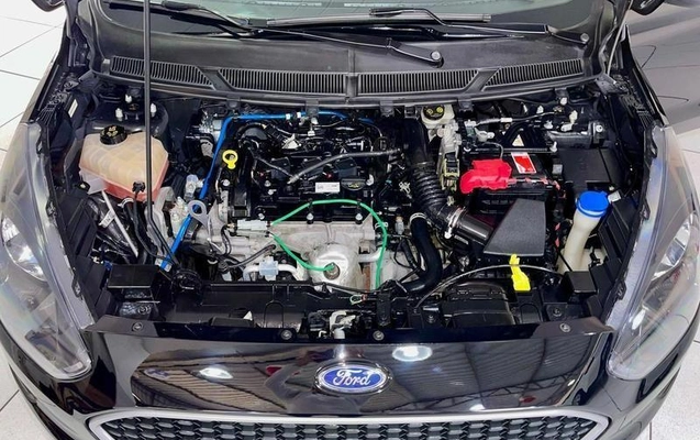 imagem-https://www.socarrao.com.br/sc-vehicle-images-prod/4000378/1790008680948-8495661_2_B_2a2d443765.jpeg
