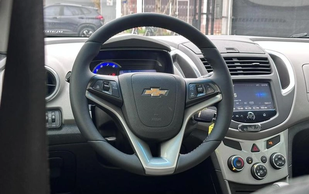 imagem-https://www.socarrao.com.br/sc-vehicle-images-prod/4000410/1790197540842-8496997_13_B_e19ef5720a.jpeg