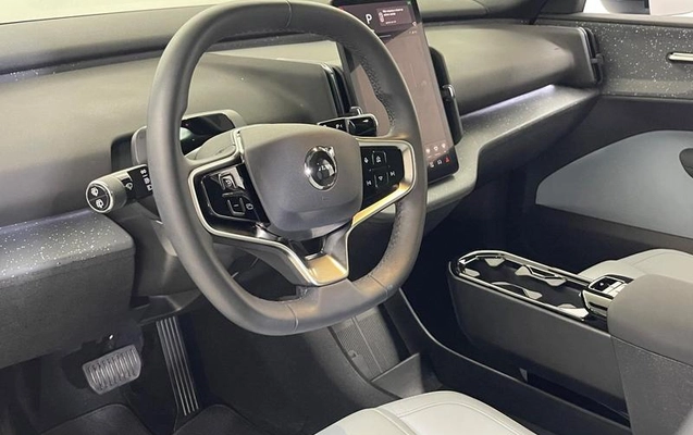 imagem-https://www.socarrao.com.br/sc-vehicle-images-prod/4000619/1790197939828-8464331_17_B_fc45dcbe46.jpeg