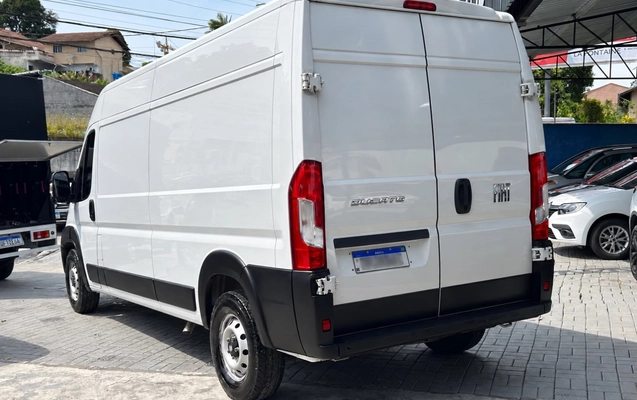 imagem-https://www.socarrao.com.br/sc-vehicle-images-prod/4000637/1790009067989-6_014351.jpg