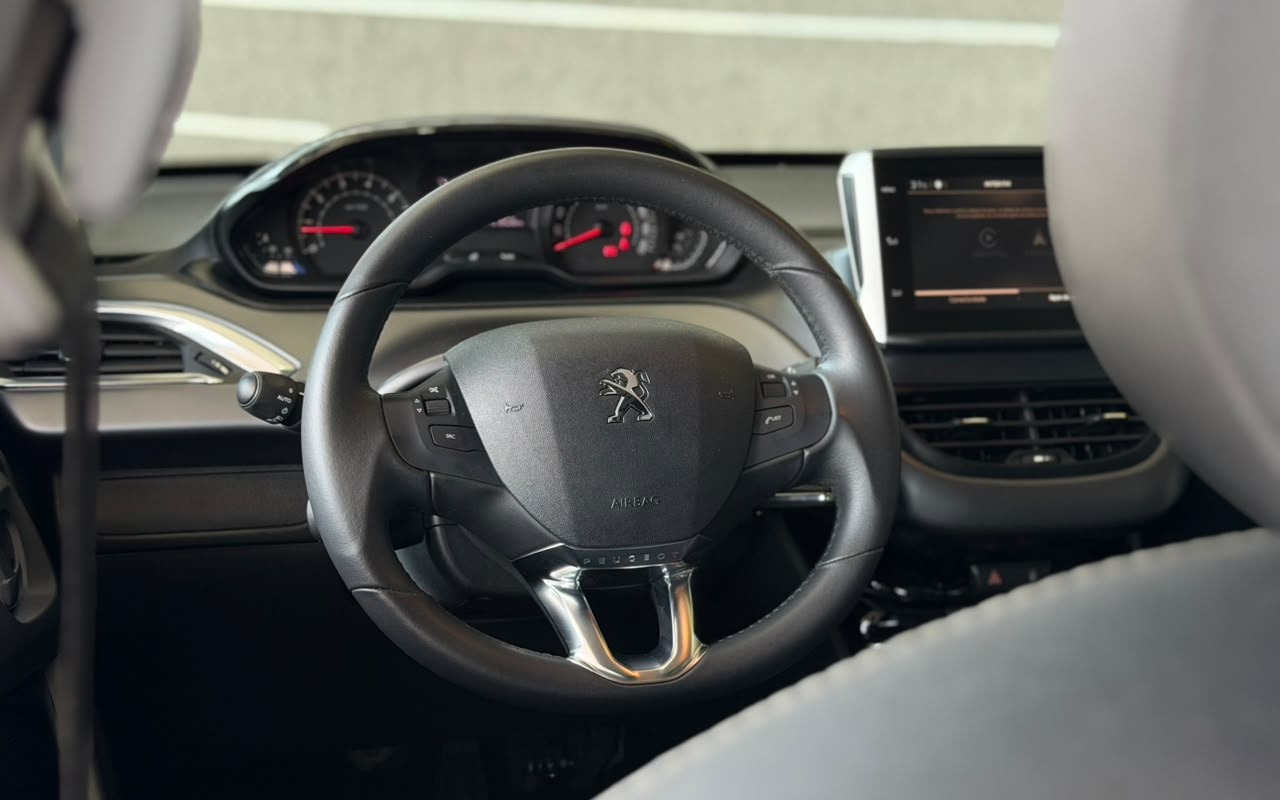 imagem-https://www.socarrao.com.br/sc-vehicle-images-prod/4000646/1790009082625-V2hhdHNBcHAgSW1hZ2UgMjAyNi0wOS0yMSBhdCAxMy4xOS4zMy5qcGVn.jpeg