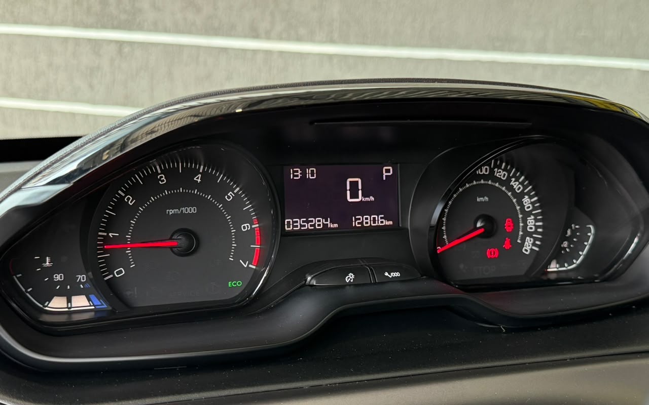 imagem-https://www.socarrao.com.br/sc-vehicle-images-prod/4000646/1790009082743-V2hhdHNBcHAgSW1hZ2UgMjAyNi0wOS0yMSBhdCAxMy4xOS4zNS5qcGVn.jpeg