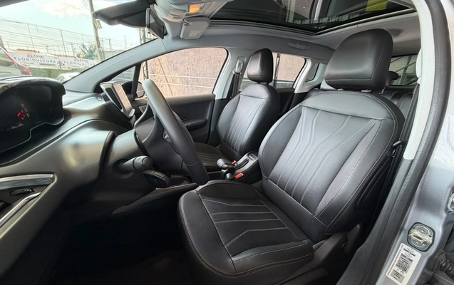 imagem-https://www.socarrao.com.br/sc-vehicle-images-prod/4000646/1790009083026-V2hhdHNBcHAgSW1hZ2UgMjAyNi0wOS0yMSBhdCAxMy4xOS40Mi5qcGVn.jpeg