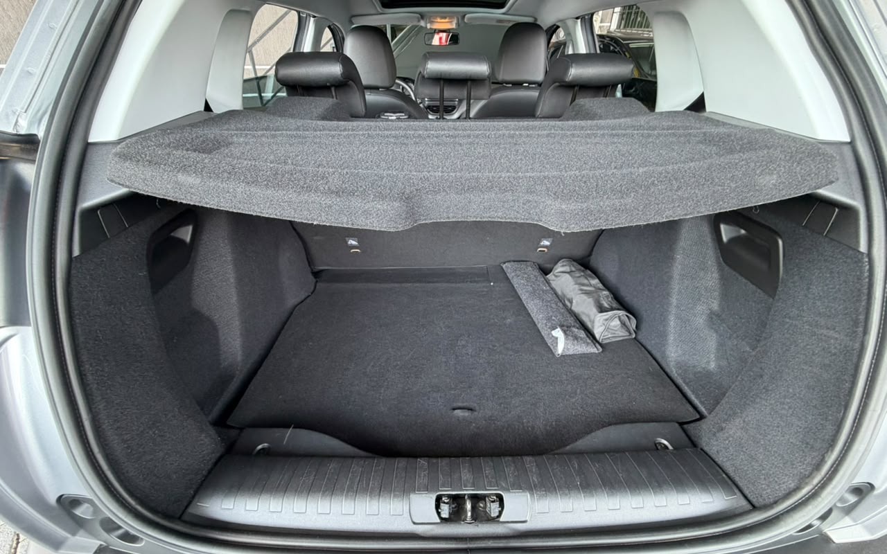 imagem-https://www.socarrao.com.br/sc-vehicle-images-prod/4000646/1790009083571-V2hhdHNBcHAgSW1hZ2UgMjAyNi0wOS0yMSBhdCAxMy4zOS40Ni5qcGVn.jpeg