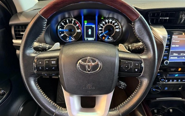 imagem-https://www.socarrao.com.br/sc-vehicle-images-prod/4000707/1790009169900-8185344_11_B_b2bc6b6251.jpeg