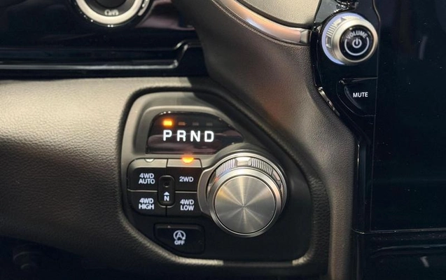imagem-https://www.socarrao.com.br/sc-vehicle-images-prod/4000709/1790009173129-8466772_6_B_bb5b52a94f.jpeg
