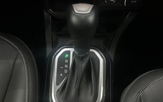 imagem-https://www.socarrao.com.br/sc-vehicle-images-prod/4000745/1790009228547-8420075_16_B_091f1fe441.jpeg