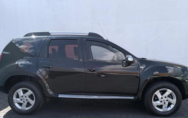 imagem-https://www.socarrao.com.br/sc-vehicle-images-prod/4000806/1790009299596-7862888_18_B_9fe3c4f751.jpeg