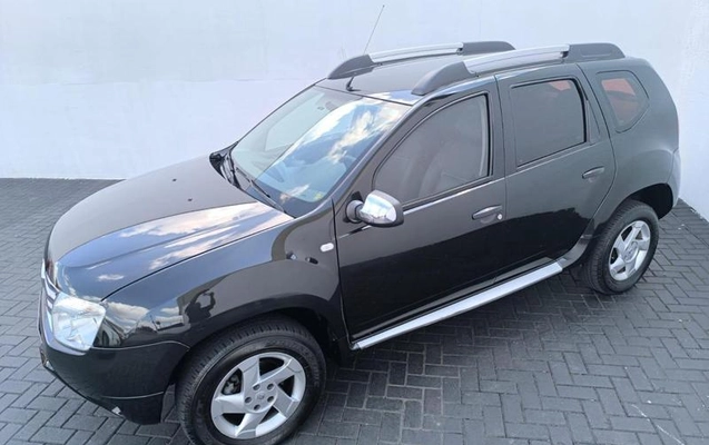imagem-https://www.socarrao.com.br/sc-vehicle-images-prod/4000806/1790009299601-7862888_8_B_be22558b9e.jpeg