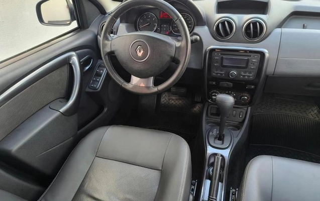 imagem-https://www.socarrao.com.br/sc-vehicle-images-prod/4000806/1790009299602-7862888_21_B_11bf37a0e8.jpeg