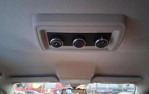 imagem-https://www.socarrao.com.br/sc-vehicle-images-prod/4000932/1790109855640-8486345_13_B_25a3feb9d4.jpeg
