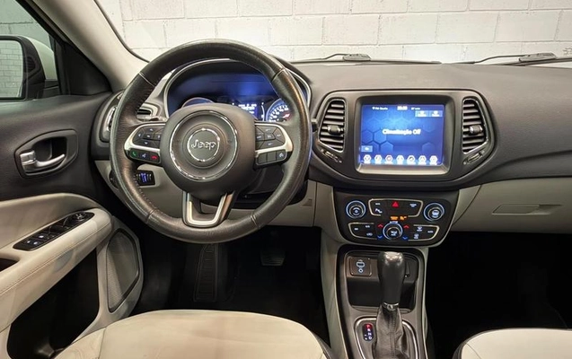 imagem-https://www.socarrao.com.br/sc-vehicle-images-prod/4000934/1790009644971-8414754_6_B_789fa92328.jpeg