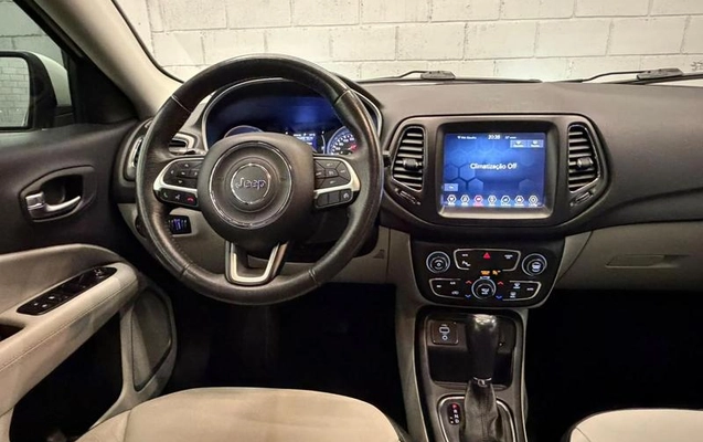 imagem-https://www.socarrao.com.br/sc-vehicle-images-prod/4000934/1790009644999-8414754_15_B_eeef5ef4a7.jpeg