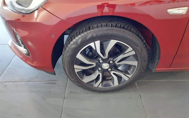 imagem-https://www.socarrao.com.br/sc-vehicle-images-prod/4000949/1790009828631-udX2wy1xd2ZaDluZymXpNECXepPamP0v.jpg
