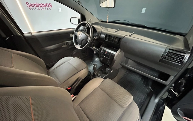 imagem-https://www.socarrao.com.br/sc-vehicle-images-prod/4001068/1790009986450-7_015930.jpg