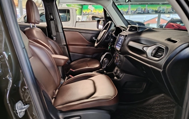 imagem-https://www.socarrao.com.br/sc-vehicle-images-prod/4001084/1790039006400-RJcb0V8ji6eiYX2ZizxQDdEYZ67UkCch.jpg