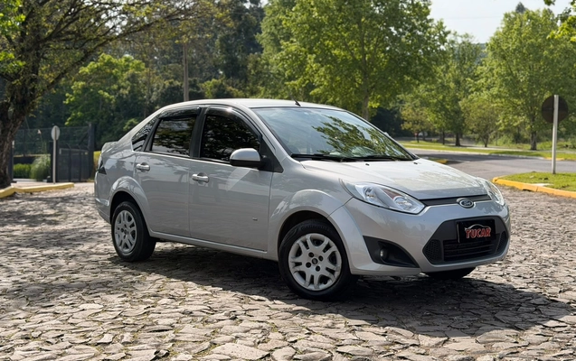 imagem-https://www.socarrao.com.br/sc-vehicle-images-prod/4001223/1790010192553-4c428268-6c6a-4267-bf7a-83804c27b5e2.jpg