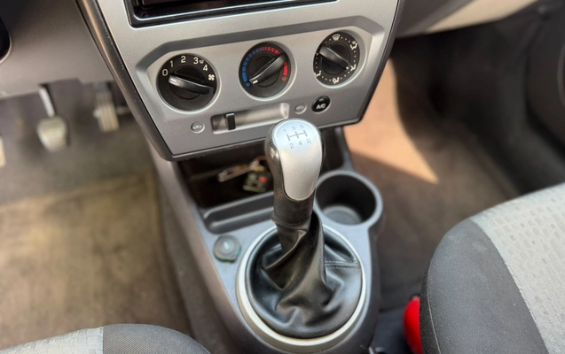imagem-https://www.socarrao.com.br/sc-vehicle-images-prod/4001223/1790010192560-4a3ac59a-a4f3-435e-98b8-740d1c19a013.jpg
