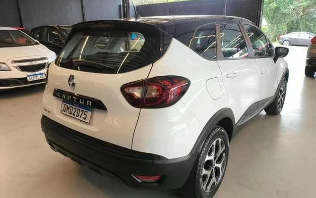 imagem-https://www.socarrao.com.br/sc-vehicle-images-prod/4001233/1790010205989-8416015_5_B_6c98300fa8.jpeg