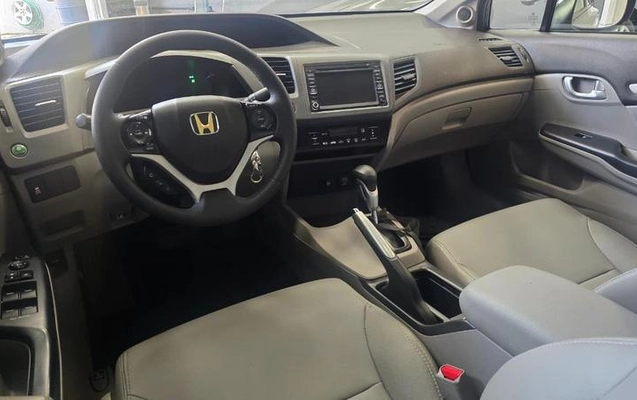 imagem-https://www.socarrao.com.br/sc-vehicle-images-prod/4001287/1792077685768-8497160_7_B_f53de5fa18.jpeg