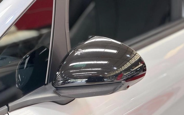 imagem-https://www.socarrao.com.br/sc-vehicle-images-prod/4001306/1790010703211-8496761_2_B_30927a7b50.jpeg