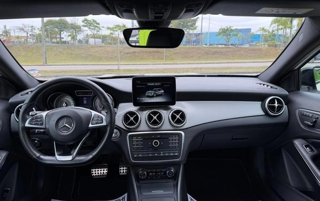 imagem-https://www.socarrao.com.br/sc-vehicle-images-prod/4001309/1790282349208-8496915_5_B_f4ca11c263.jpeg