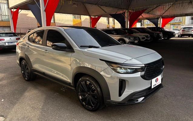 imagem-https://www.socarrao.com.br/sc-vehicle-images-prod/4001311/1790010593968-ZGMwZDJmODgtMjQxZC00N2YwLThlMzMtNWY3Y2I3YWI4ODZiLmpwZWc.jpeg