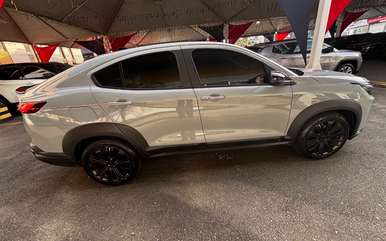 imagem-https://www.socarrao.com.br/sc-vehicle-images-prod/4001311/1790010594681-YzBkNzdiNjgtMzIwZS00ZGM5LTg3OGItNWMxY2M4NDhjMjY1LmpwZWc.jpeg