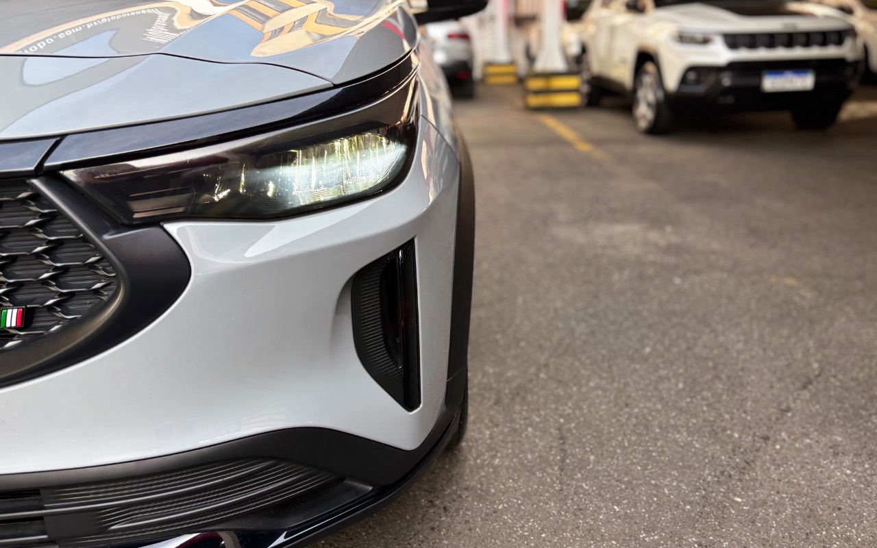 imagem-https://www.socarrao.com.br/sc-vehicle-images-prod/4001311/1790010595583-ZDE4YTI0MDYtNmZmOC00ZDBmLWFiNjItOGQzZGIwYjZkYmNjLmpwZWc.jpeg