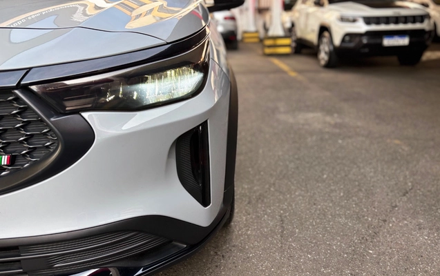 imagem-https://www.socarrao.com.br/sc-vehicle-images-prod/4001311/1790010595583-ZDE4YTI0MDYtNmZmOC00ZDBmLWFiNjItOGQzZGIwYjZkYmNjLmpwZWc.jpeg