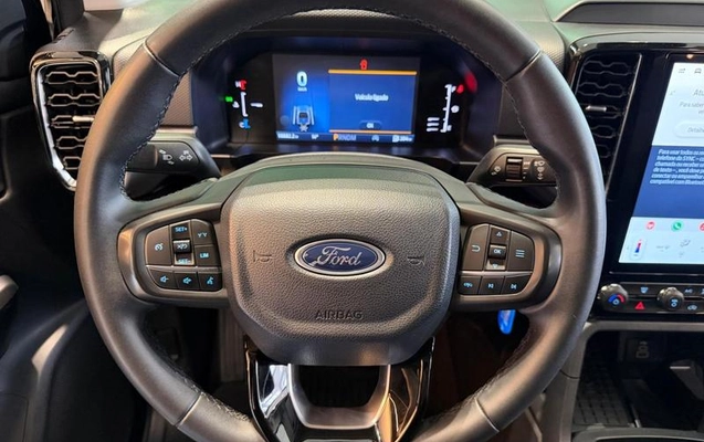 imagem-https://www.socarrao.com.br/sc-vehicle-images-prod/4001384/1790010684168-8457461_13_B_4868a703d0.jpeg