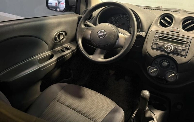 imagem-https://www.socarrao.com.br/sc-vehicle-images-prod/4001451/1790010889619-8478641_12_B_8f763e102f.jpeg